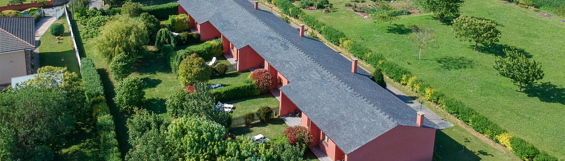 Apartamentos Rurales El Guindal en Serantes - Tapia de ...